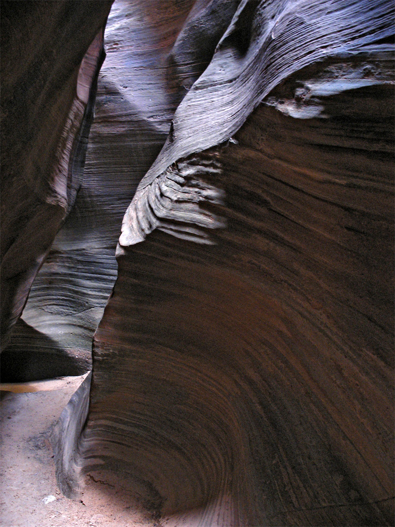 Curved rocks