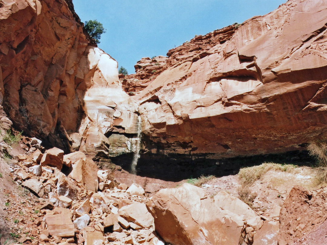 Canyon below Kitchen Falls