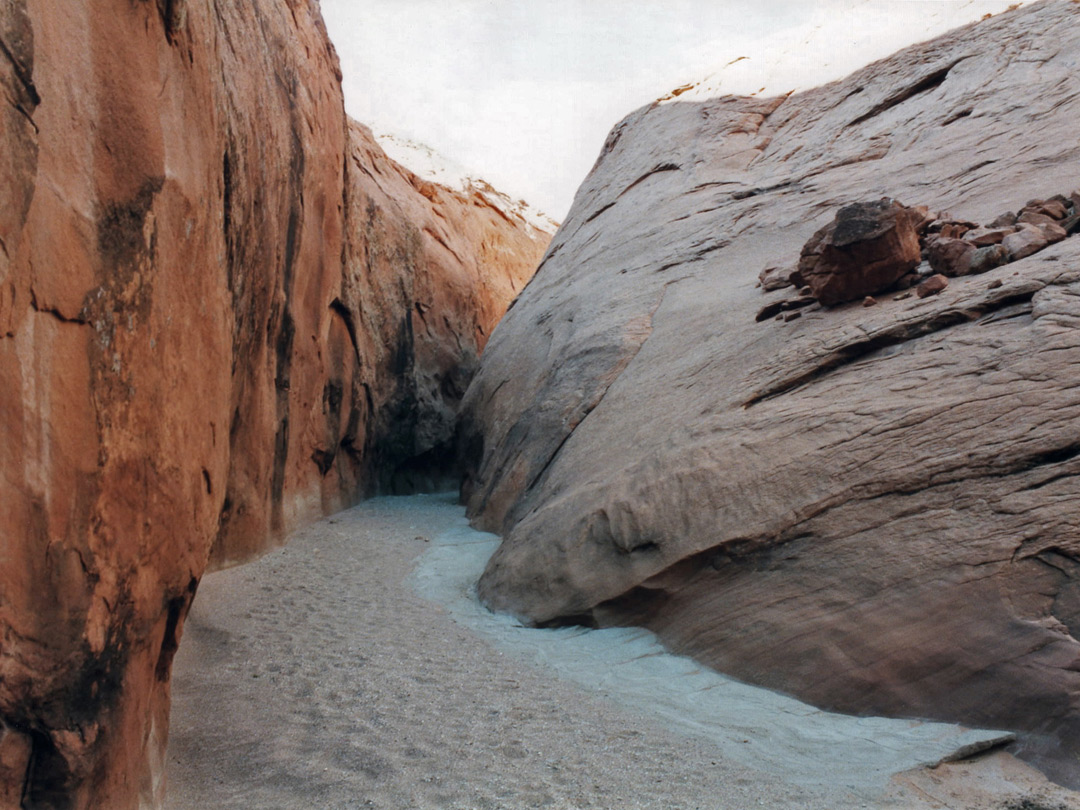 Sandy passageway