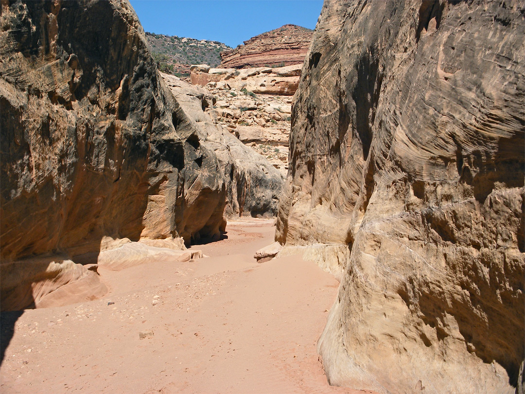 Sandy passageway