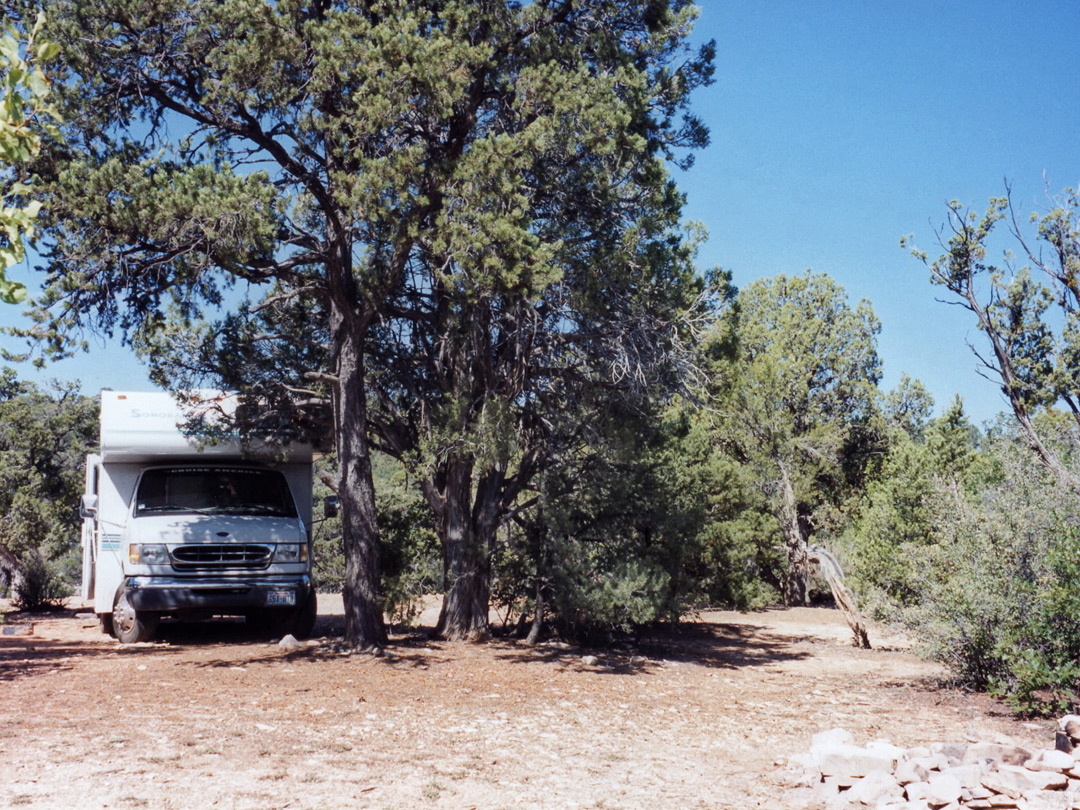 Campsite near the steep ravine