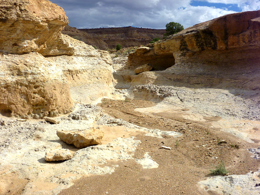 Crumbling yellow rocks