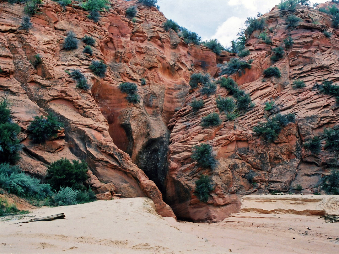 Entrance to the north fork