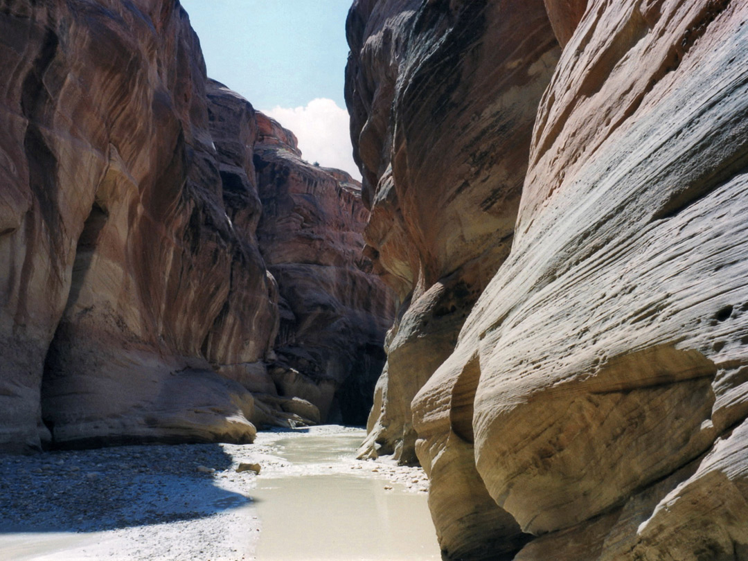 Near the start of the narrows