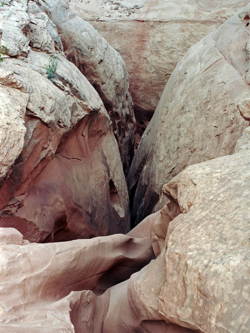 Start of a slot canyon