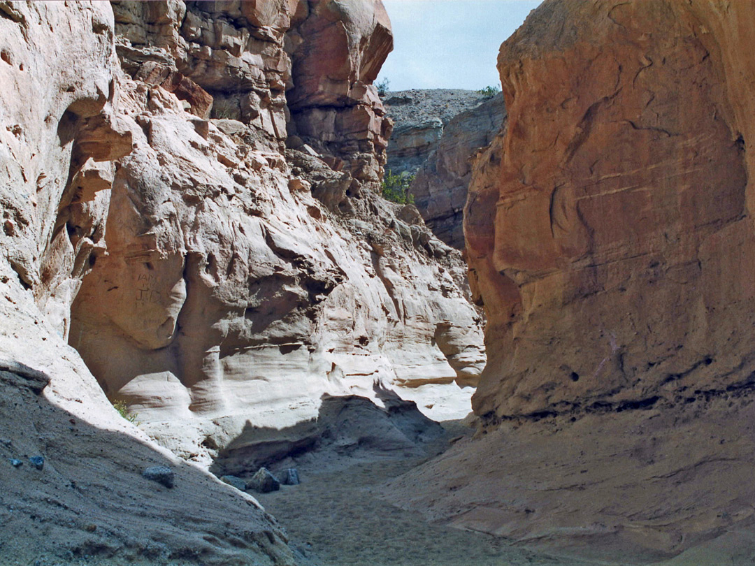 South Fork - cliffs below the narrows