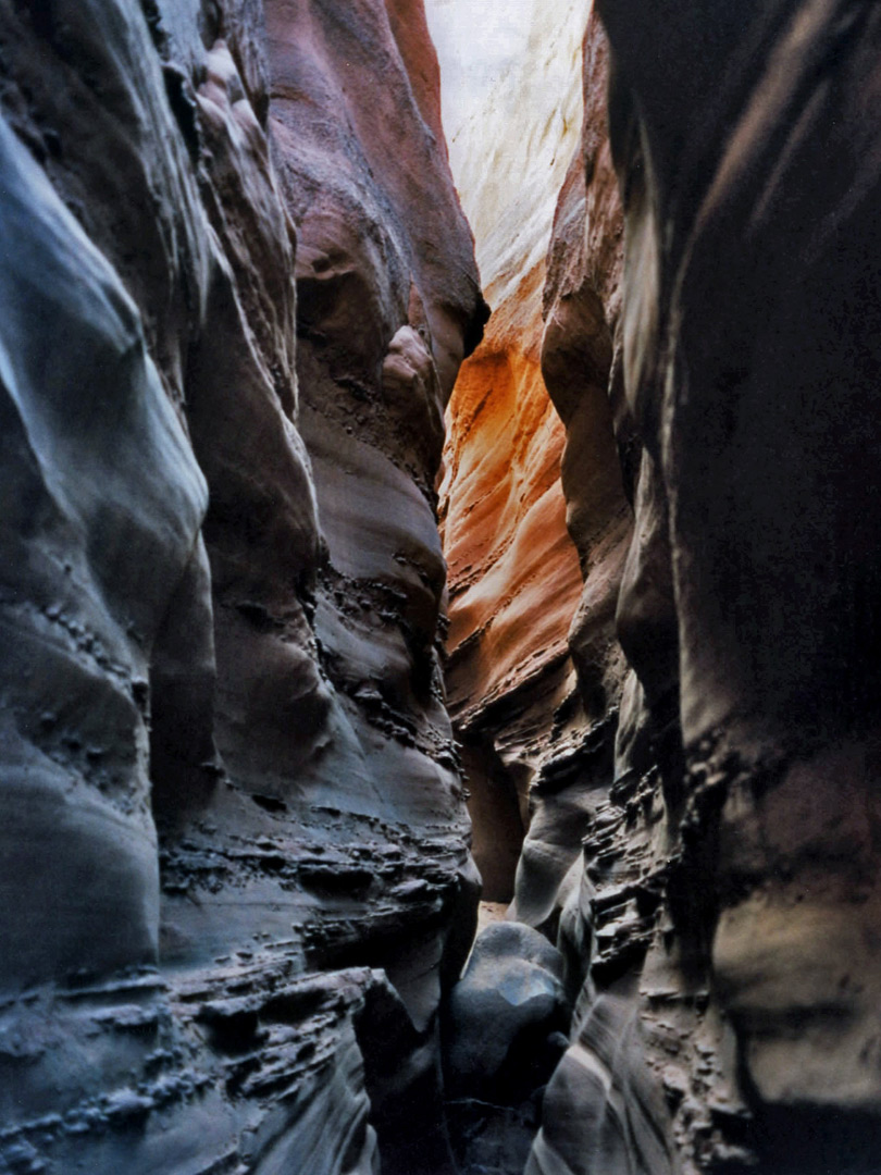 spooky slot canyon escalante