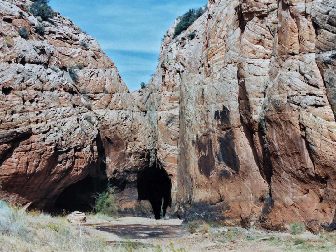 Entrance to Tunnel Slot