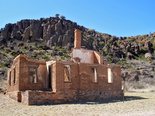 Officers quarters - ruin