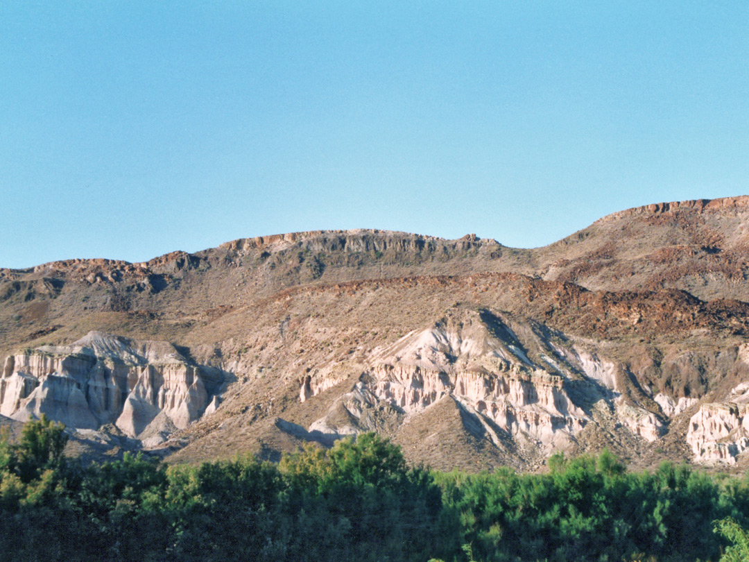 Cliffs along the River Road