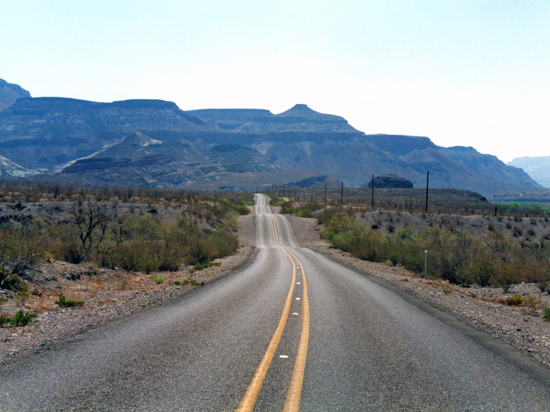 FM 170, approaching the mountains from the west