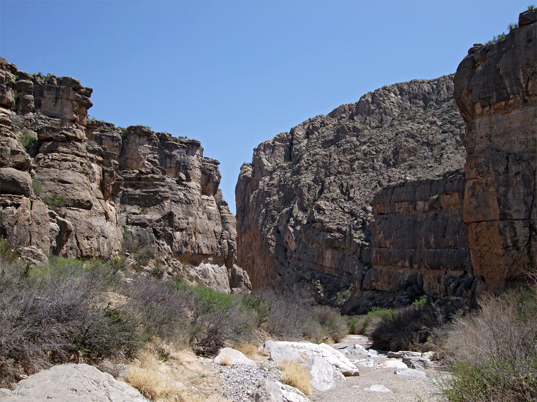 Mouth of Dog Canyon