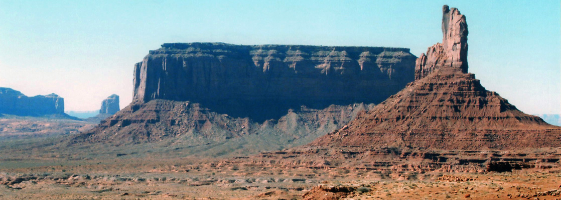 Big Indian and Sentinel Mesa - view southwards