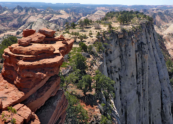Sheer cliffs of Deertrap Mountain