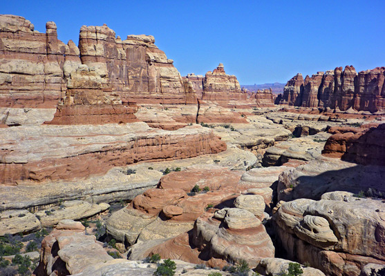 Pinnacles and benches