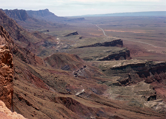 Echo Cliffs and US 89