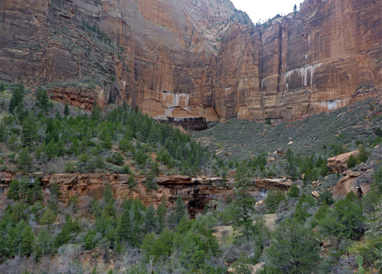 Sandstone walls, above the pools