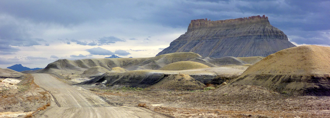 Factory Bench Road north of Factory Butte, near Coal Mine Wash