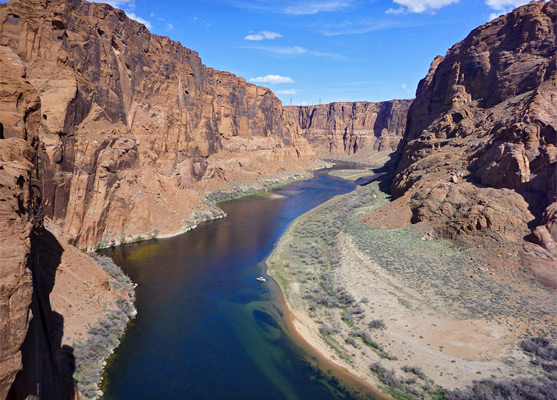 Glen Canyon; view north from the end of Ferry Swale Canyon