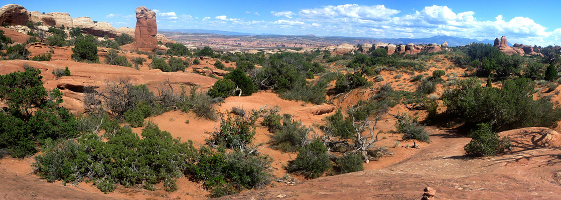 Broken Arch Trail