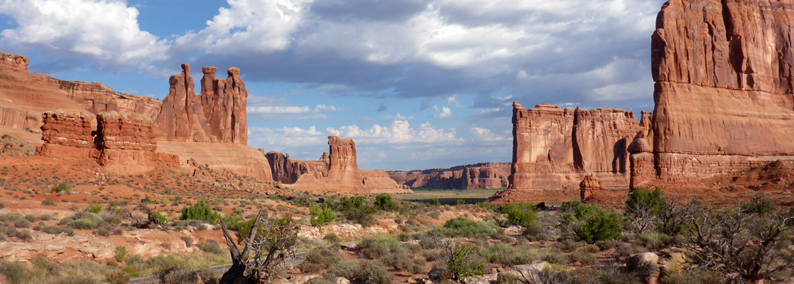 Buttes and fins