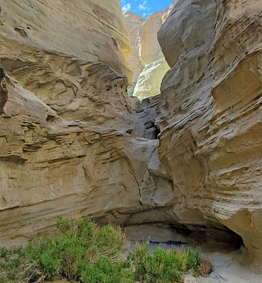 Dryfall in the east fork
