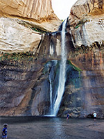 Lower Calf Creek Falls