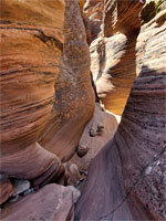 Sandy slot