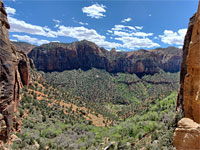 Parunuweap Canyon