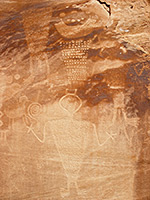 Petroglyphs near Cub Creek