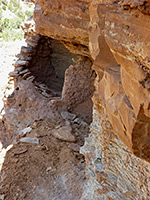 Granary at the edge of sheer cliffs