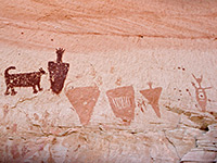 Horseshoe Shelter - pictographs