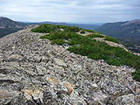 Rocky summit north of Lofty Lake