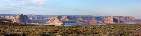 Red cliffs east of Lone Rock