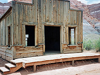 Wooden building at Paria