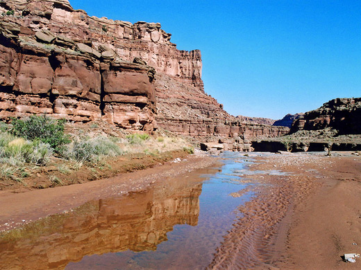 Reflective pool in Big Spring Canyon