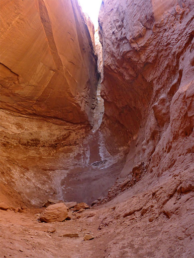 Slot canyon