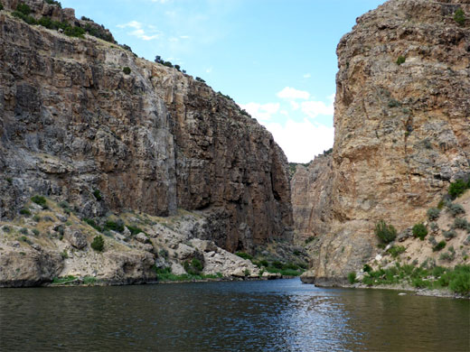 Cross Mountain Canyon