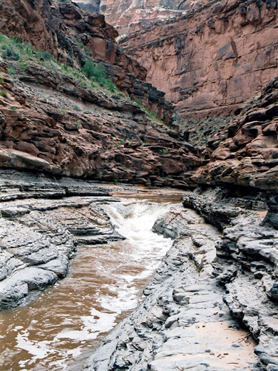 Stream and cascade in Dark Canyon