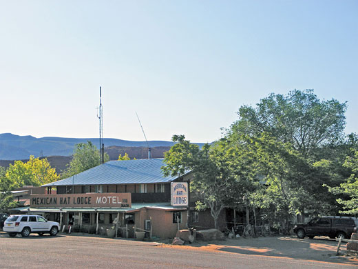 Mexican Hat Lodge