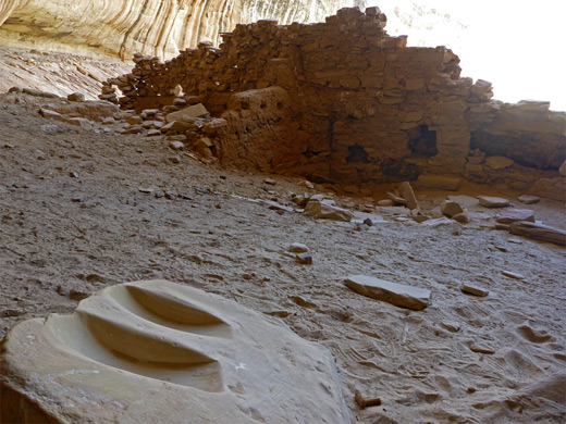 Metate stone