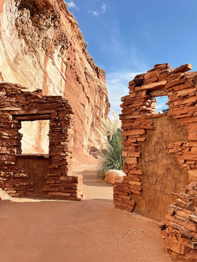 Replica adobe walls