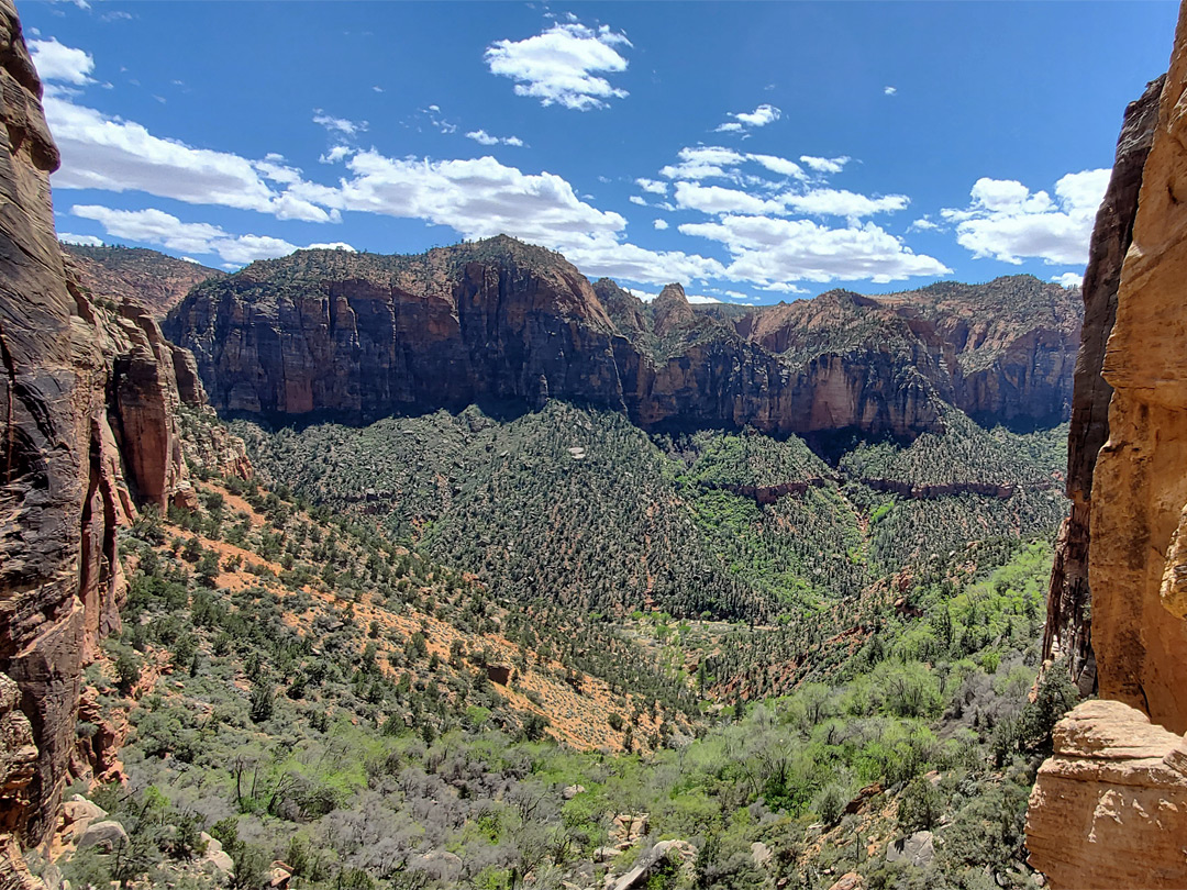 Parunuweap Canyon