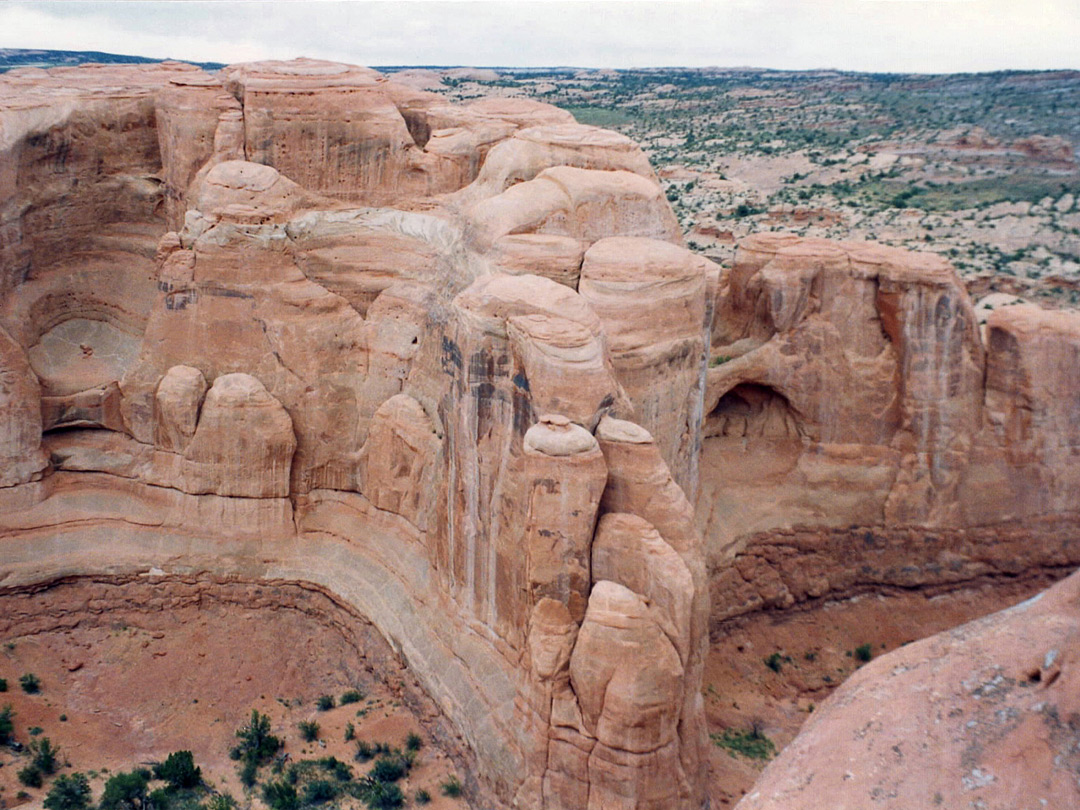 Rocks near Delicate Arch