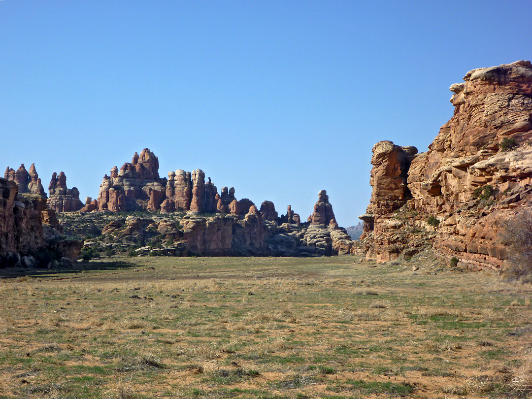 Devils Lane and the Needles