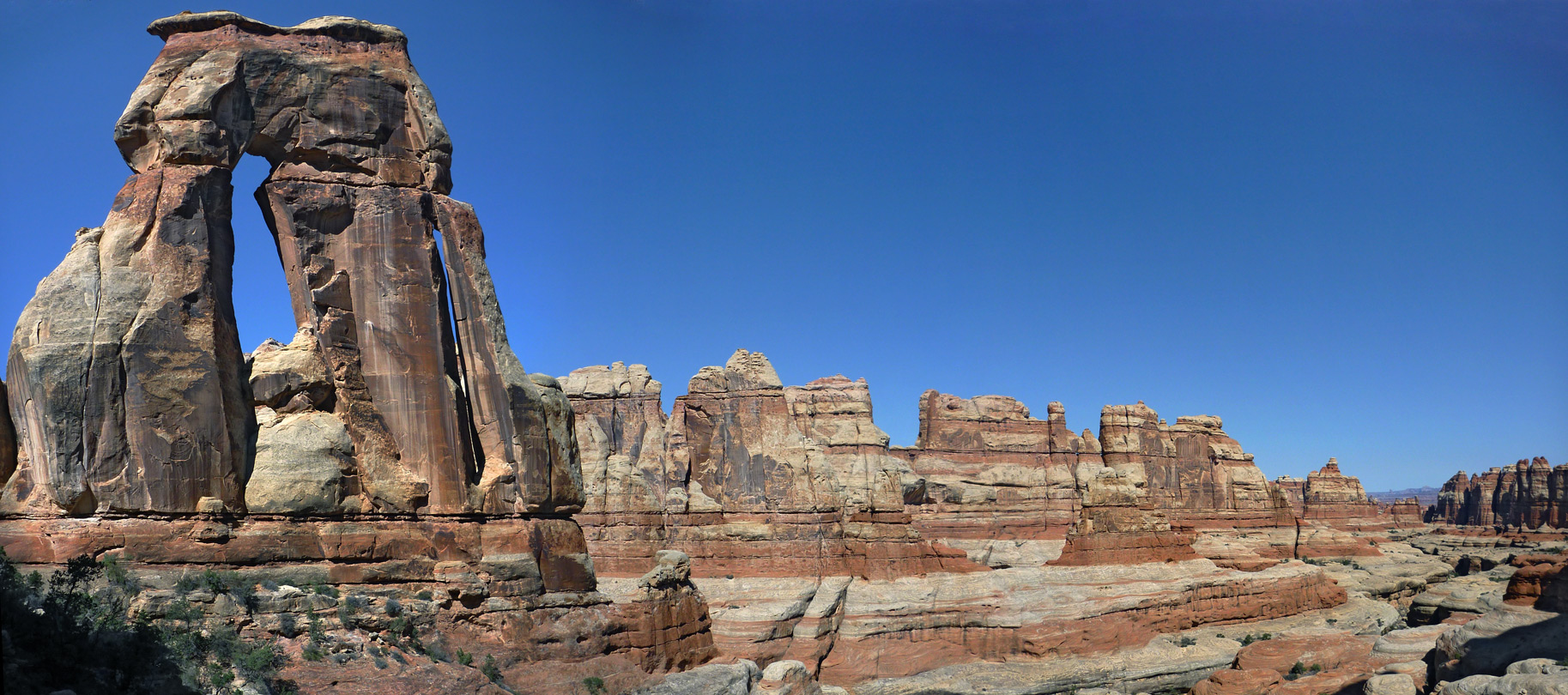 Pinnacles west of Druid Arch