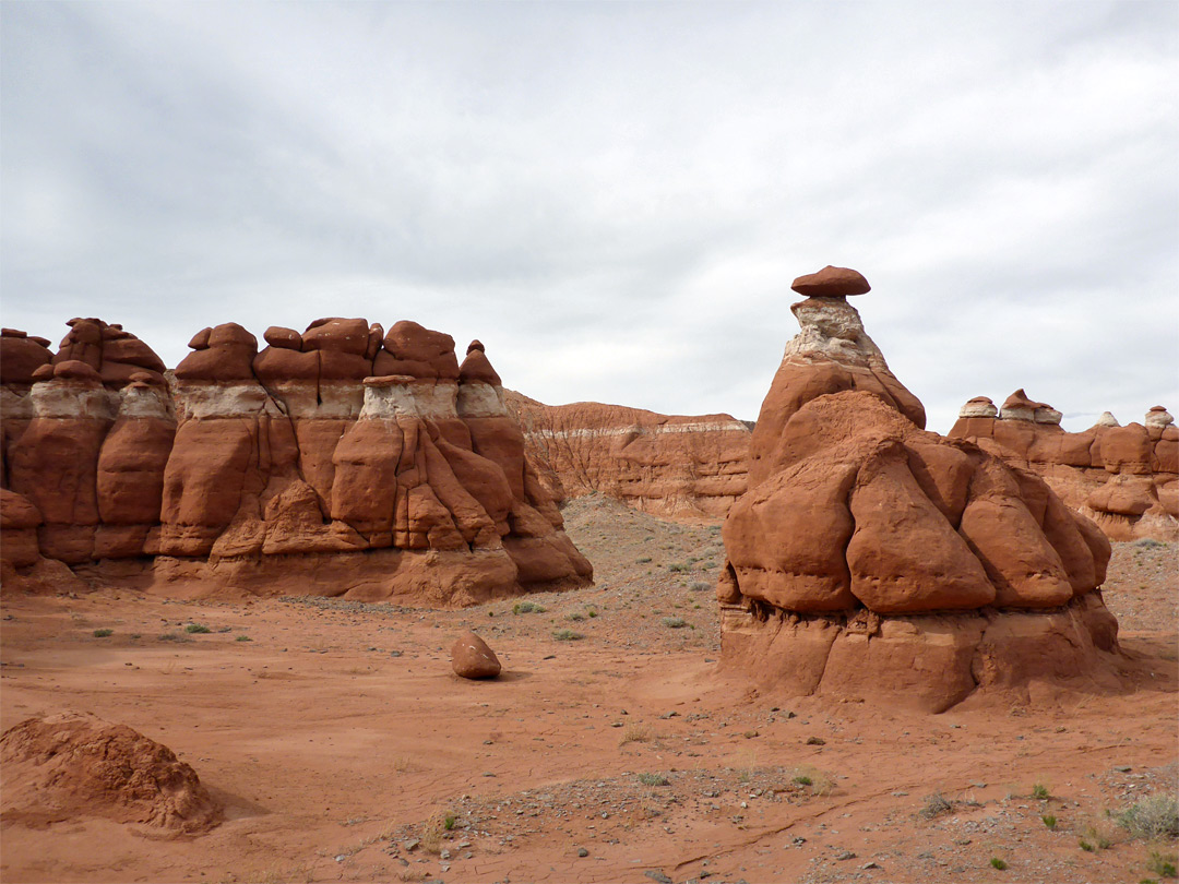 Formations and sandy flats