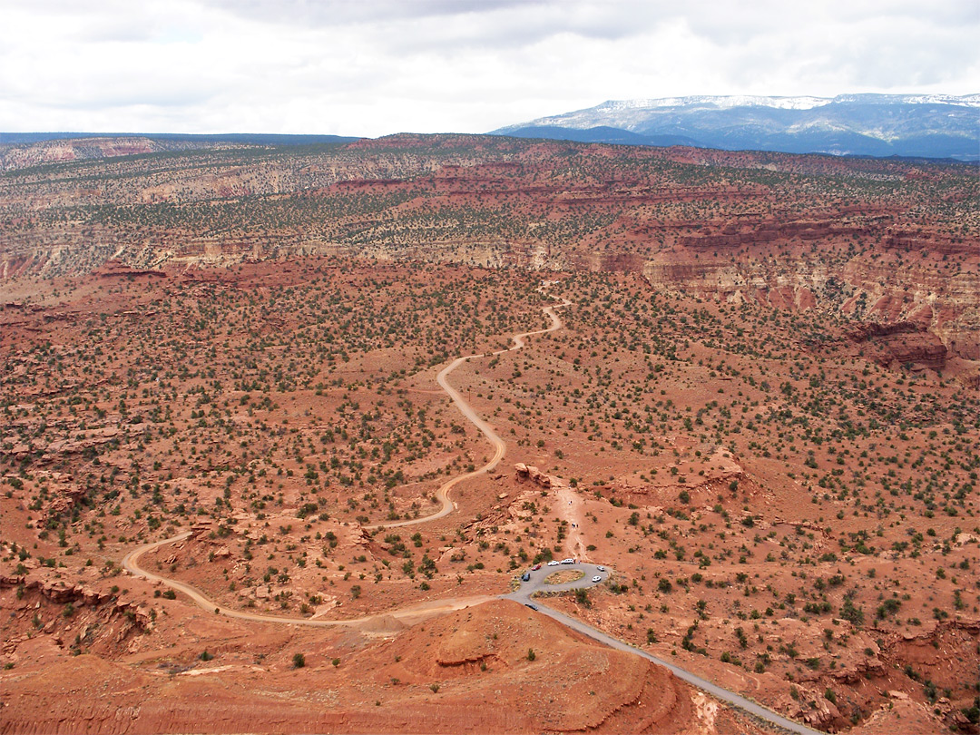 Road to Sulphur Creek overlook