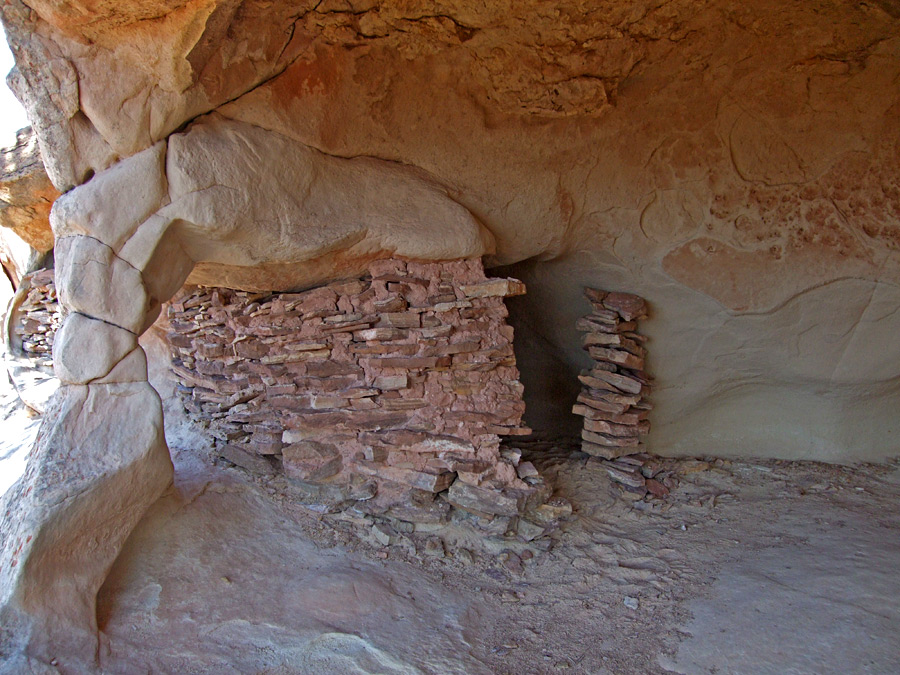 Anasazi granary