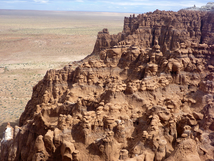 Edge of the cliffs